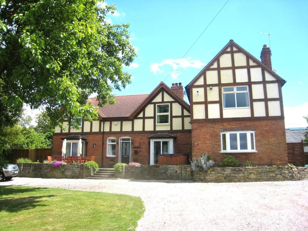 Arden Hill Farmhouse - Hot Tub, Snooker Table, Sleeps 16 Stratford-upon-Avon Exterior foto